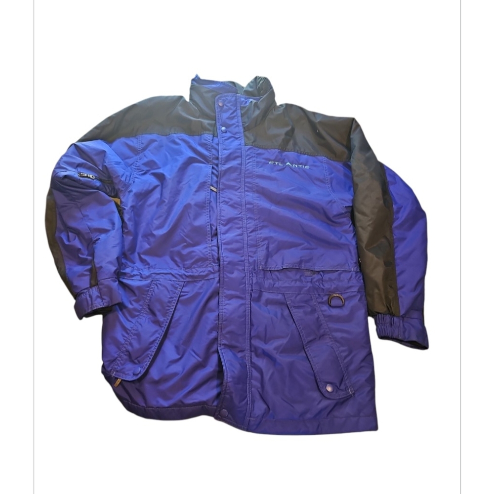 Insulated Blue and Black Performance Jacket for Outdoor Adventures